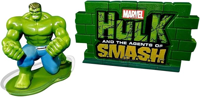 Hulk Agents of SMASH - Marvel 3D Action Figure Cake Decorating Kit Topper