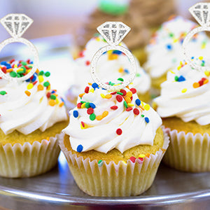 12  Diamond Ring Clear Cupcake Picks