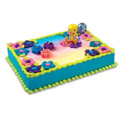 Tweety with a Balloon Cake Decorating Kit Topper